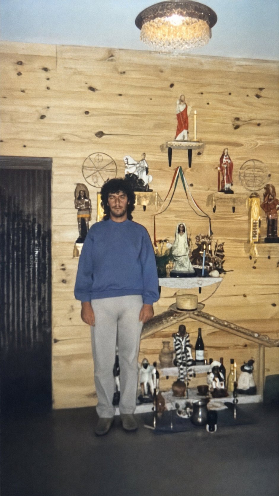Pai Marcelo de Xangô en el primer templo de Los Ceibos en 1990